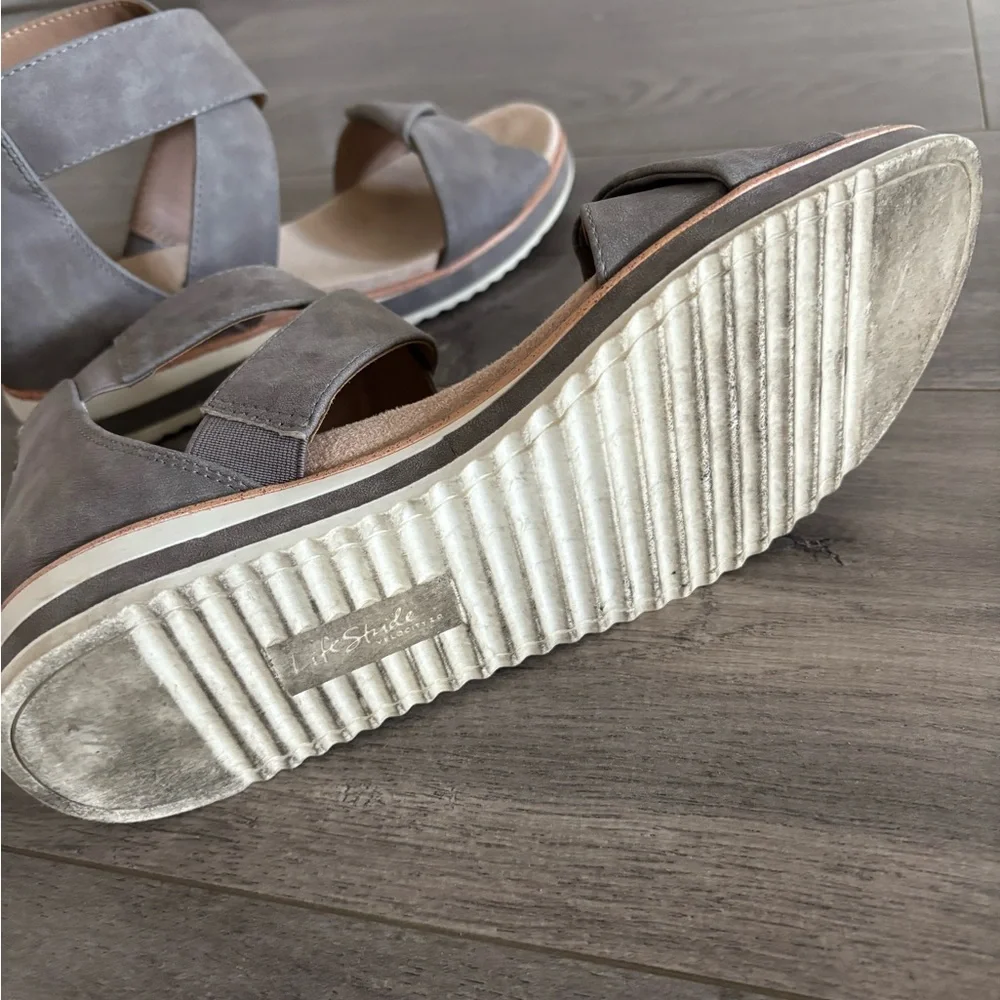 Women's Gray Lifestride Zip Up Sandals - Picture 7 of 7
